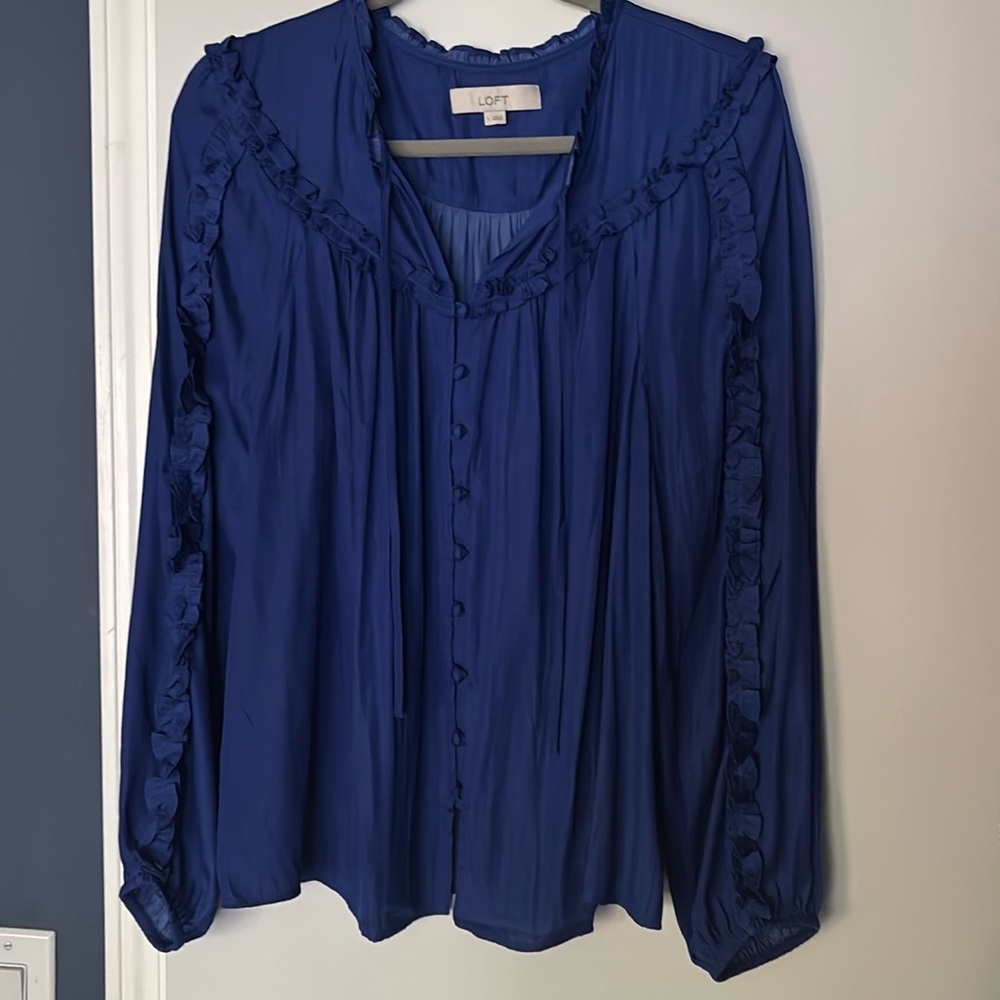 LOFT Blue Ruffled Long Sleeve Blouse